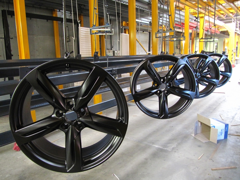 Zwarte velgen poedercoat